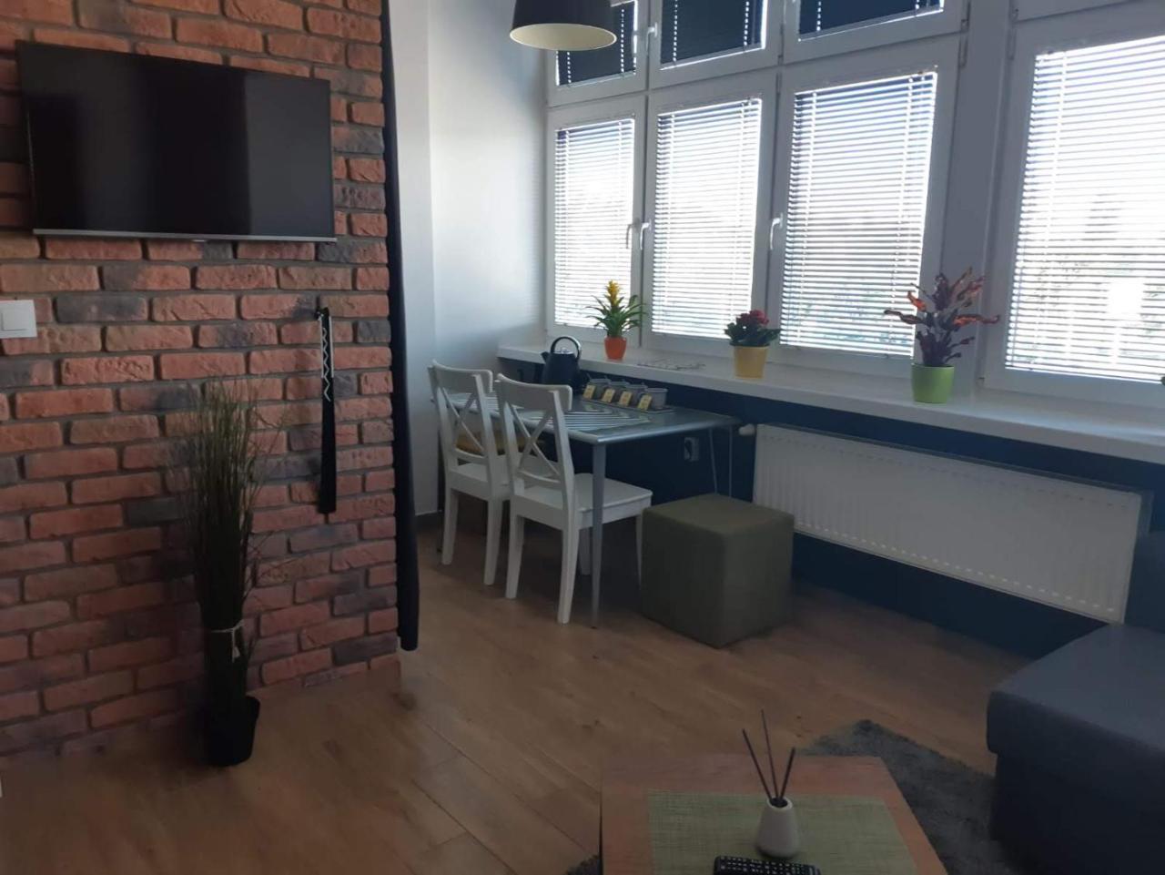 Hostel W5 Poznań Buitenkant foto